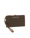 กระเป๋าคล้องมือ Michael Kors 35F8GTVW0L Jet Set Travel Double-Zip Wristlet  (BROWN)