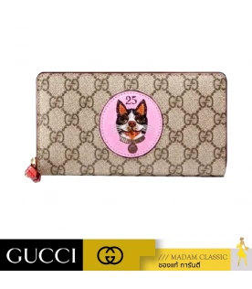 กระเป๋าสตางค์ GUCCI GG SUPREME ZIP AROUND WALLET WITH BOSCO PATCH IN BEIGE (BEIGE/EBONY)