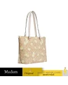 กระเป๋าสะพายไหล่ COACH C3252 GALLERY TOTE IN SIGNATURE CANVAS WITH DAISY PRINT (IMOTV) กระเป๋าสะพายไหล่ COACH C3252 GALLERY TOTE IN SIGNATURE CANVAS WITH DAISY PRINT (IMOTV)