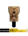 พวงกุญแจ COACH C5593 HAND SANITIZER HOLDER IN SIGNATURE CANVAS (QBKHA)