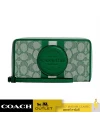 กระเป๋าสตางค์คล้องมือ COACH C9073 DEMPSEY LARGE PHONE WALLET IN SIGNATURE JACQUARD WITH STRIPE AND COACH PATCH (SVGN)