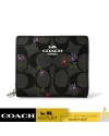 กระเป๋าสตางค์ COACH CM973 SNAP WALLET IN SIGNATURE CANVAS WITH COUNTRY FLORAL PRINT (SVW6M)